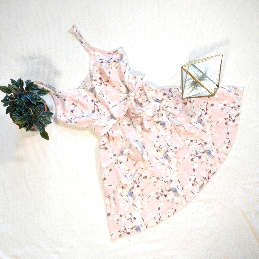 Women's Floral Flounce Spaghetti Strap Bow Tie Sun Dress in Light Pink Size S